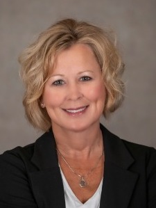 Headshot of Mary McNally